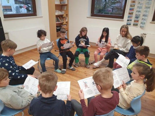 Der Hase mit der roten Nase (an der RvGS) – ein Bilderbuch für Klasse 1 und 2