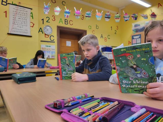 Die Klasse 3/4 der RvGS liest "Der kleine Wassermann"