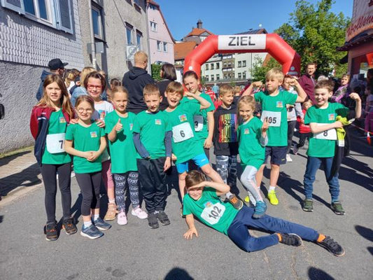 RvGS läuft beim Stadtlauf zum 1. Mal in Schul-T-Shirts