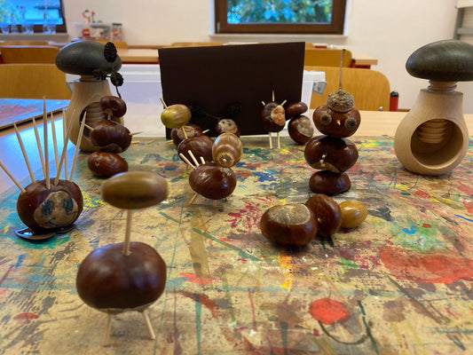 AG Kastanienfiguren an der RvGS